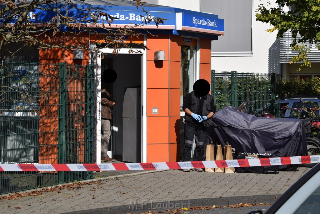 Versuchte Geldautomatensprengung Koeln Nippes Werkstattstr P084.JPG - Miklos Laubert